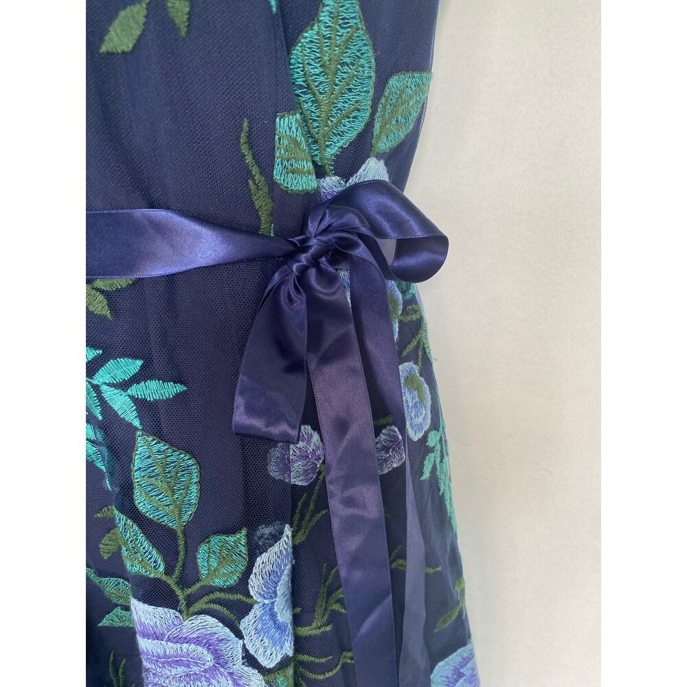 Tahari ASL Floral Embroidered Dress Size 6 - Picture 6 of 11